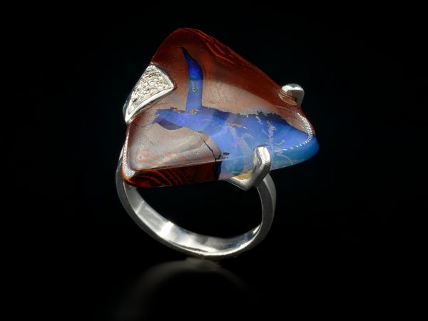 Anello Opale